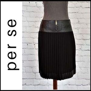 Per Se black pleated skirt.
